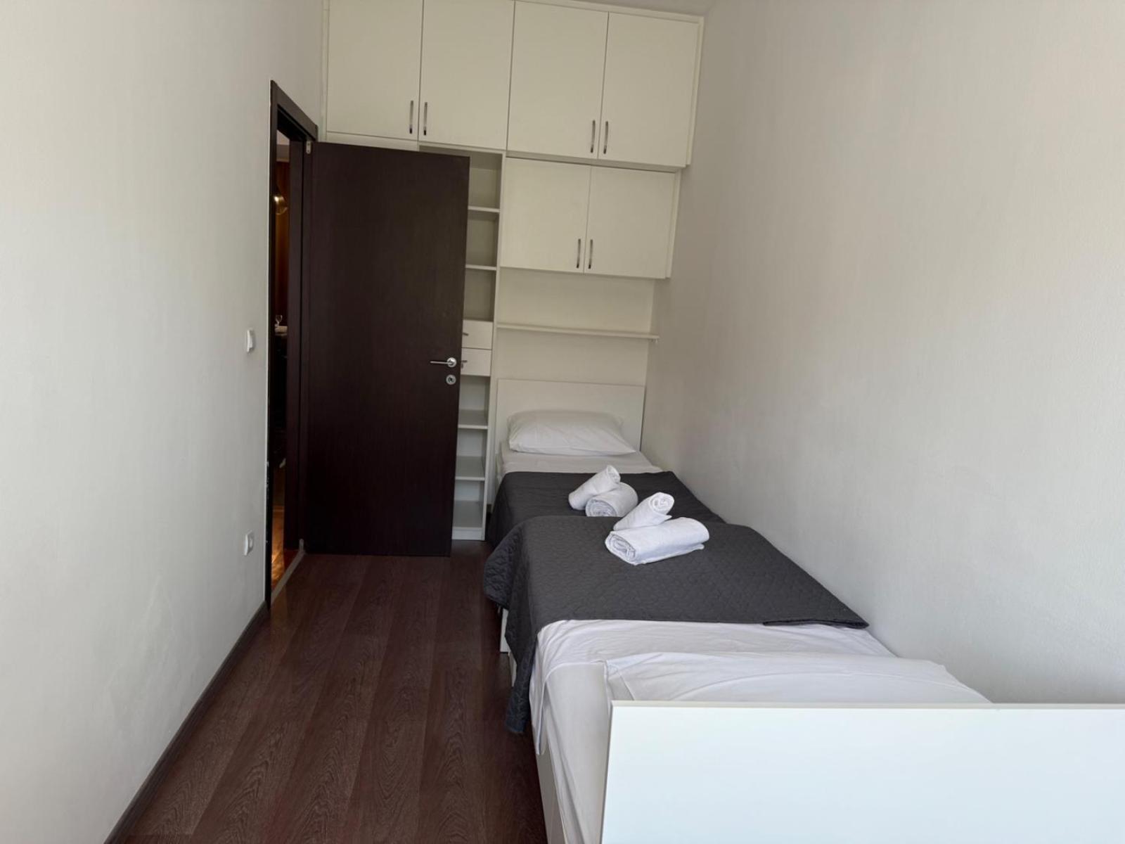 Petrus Superior - Spacious Three-room - Prestigious Location Near Diocletian's Palace And Bacvice - The Restaurants Within Walking Distance - Free Parking Provided Split